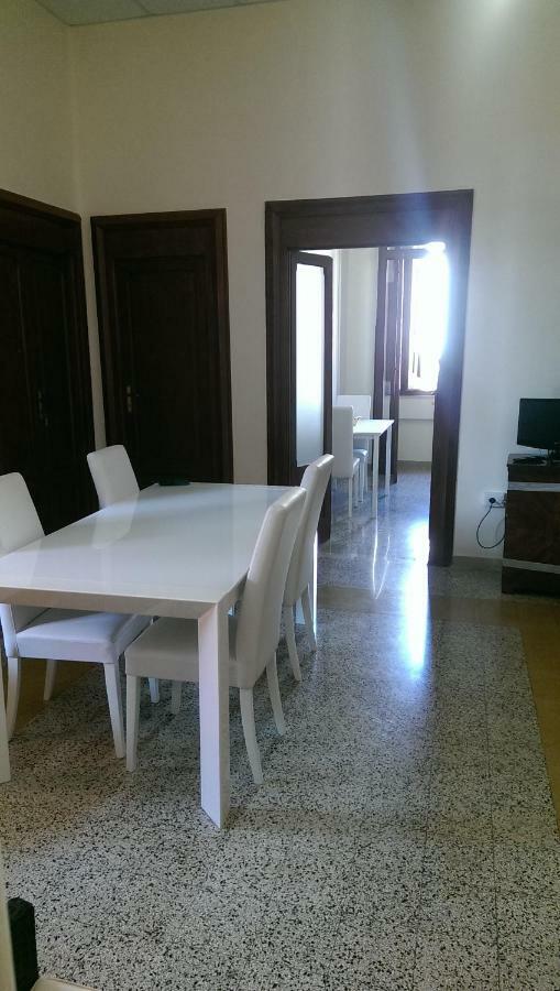 Palazzo Don Ruggiero Hotel San Ferdinando di Puglia Kültér fotó